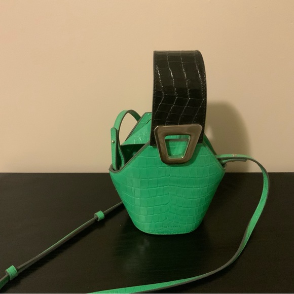 Danse Lente small bucket style bag - Picture 8 of 9